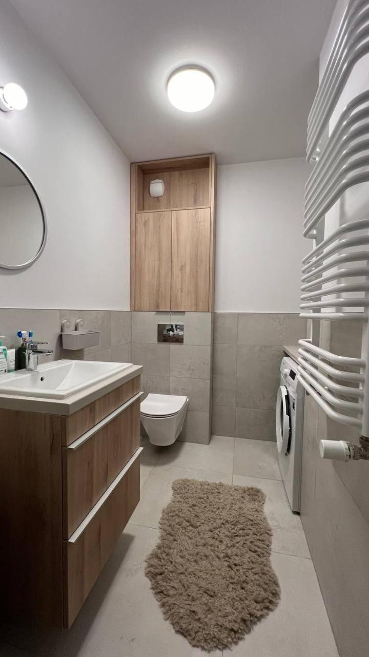 Chopin Airport Apartments 바르샤바 외부 사진