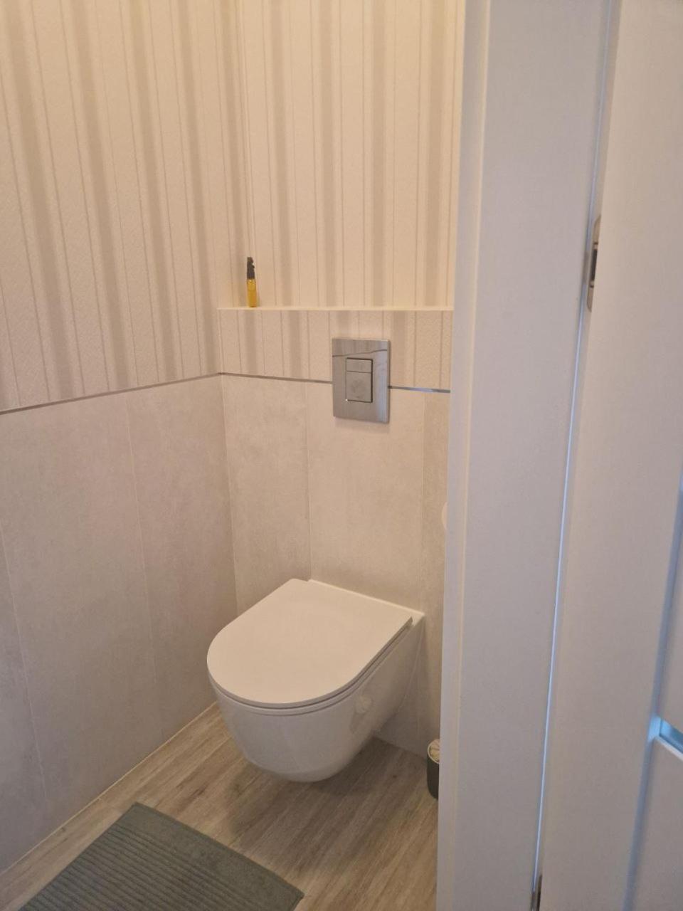 Chopin Airport Apartments 바르샤바 외부 사진